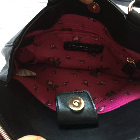 BETSEY JOHNSON PURSE - Picture 5 of 5